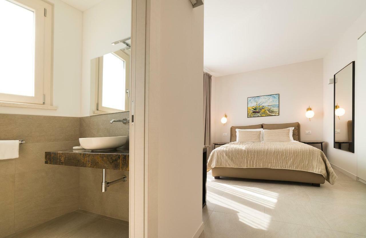 Garda Room Peschiera del Garda Eksteriør bilde